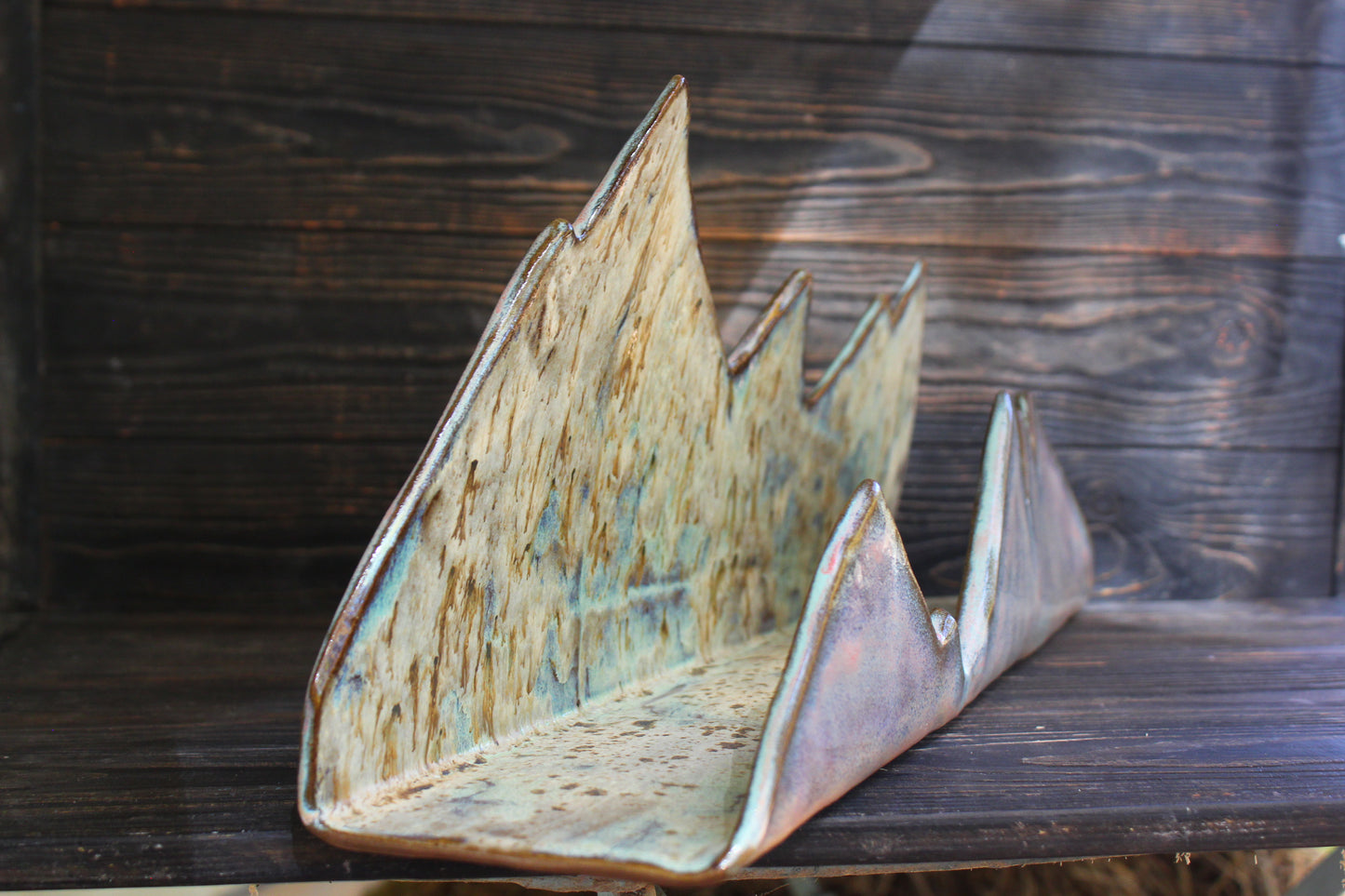 Mountain Magazine Holder