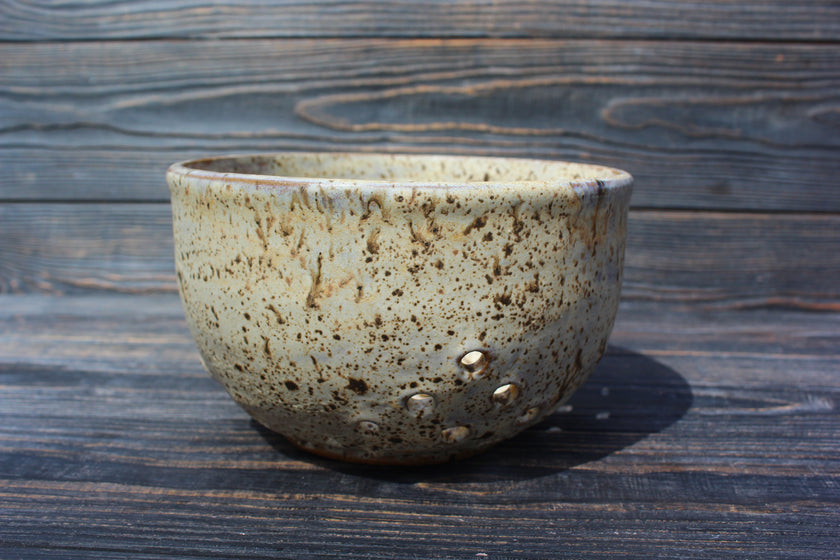 Rustic White Berry Bowl (no.2)