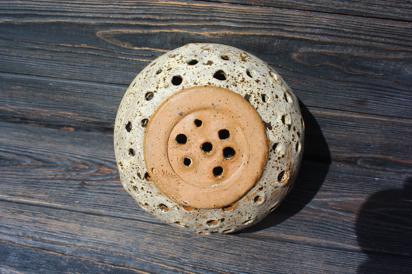 Rustic White Berry Bowl (no.2)